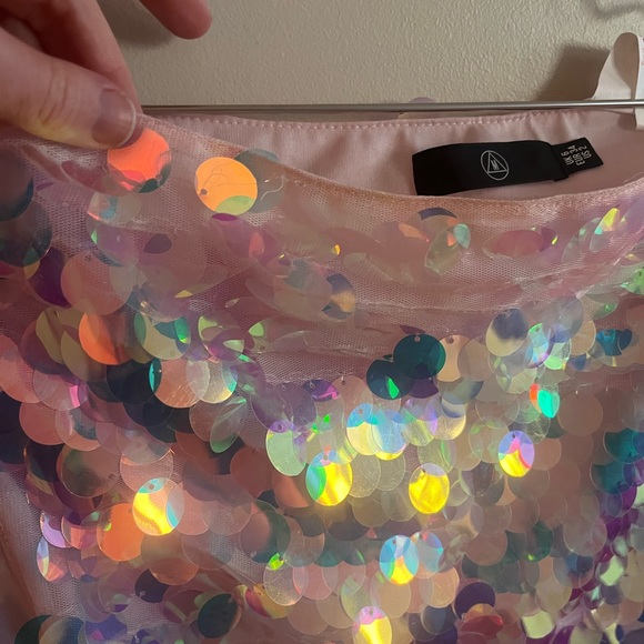 Miss Guided Sequin Festival Outfit - Picture 14 of 16